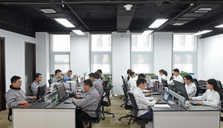 Liyoung Electric's Senior Team